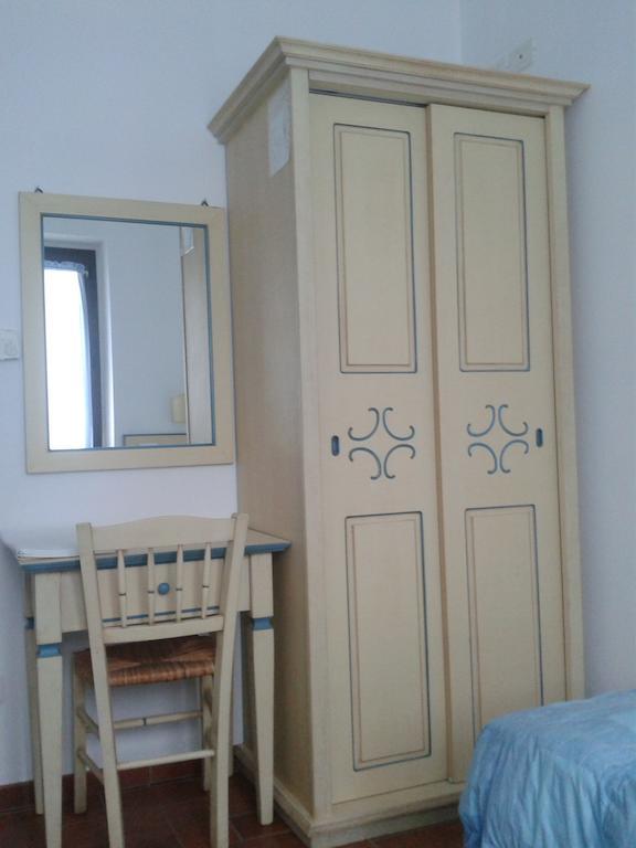 Ostello Victor Center Asís Habitación foto